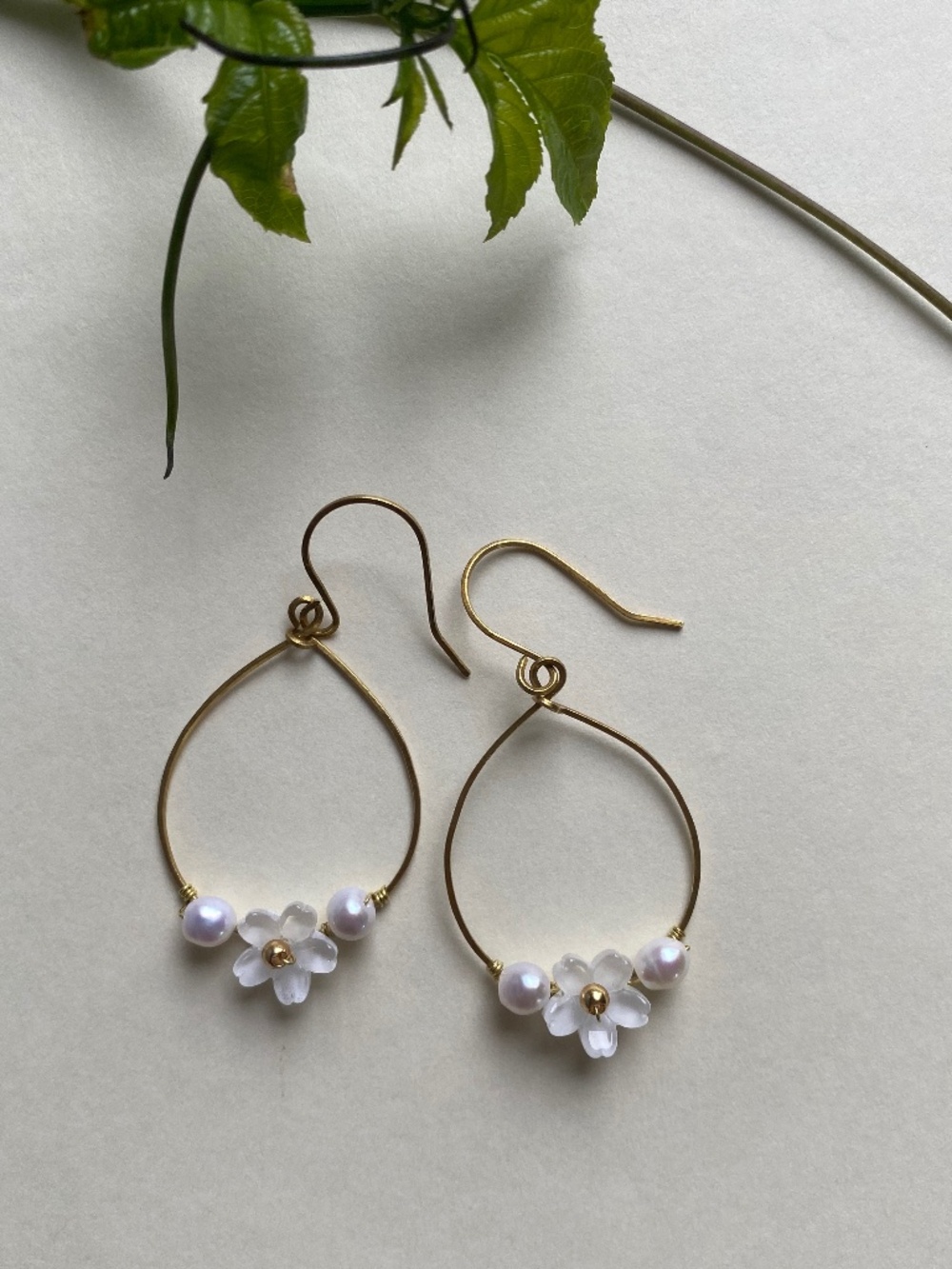 Handmade Wire Wrapped Earrings with Flower & Freshwater Pearl